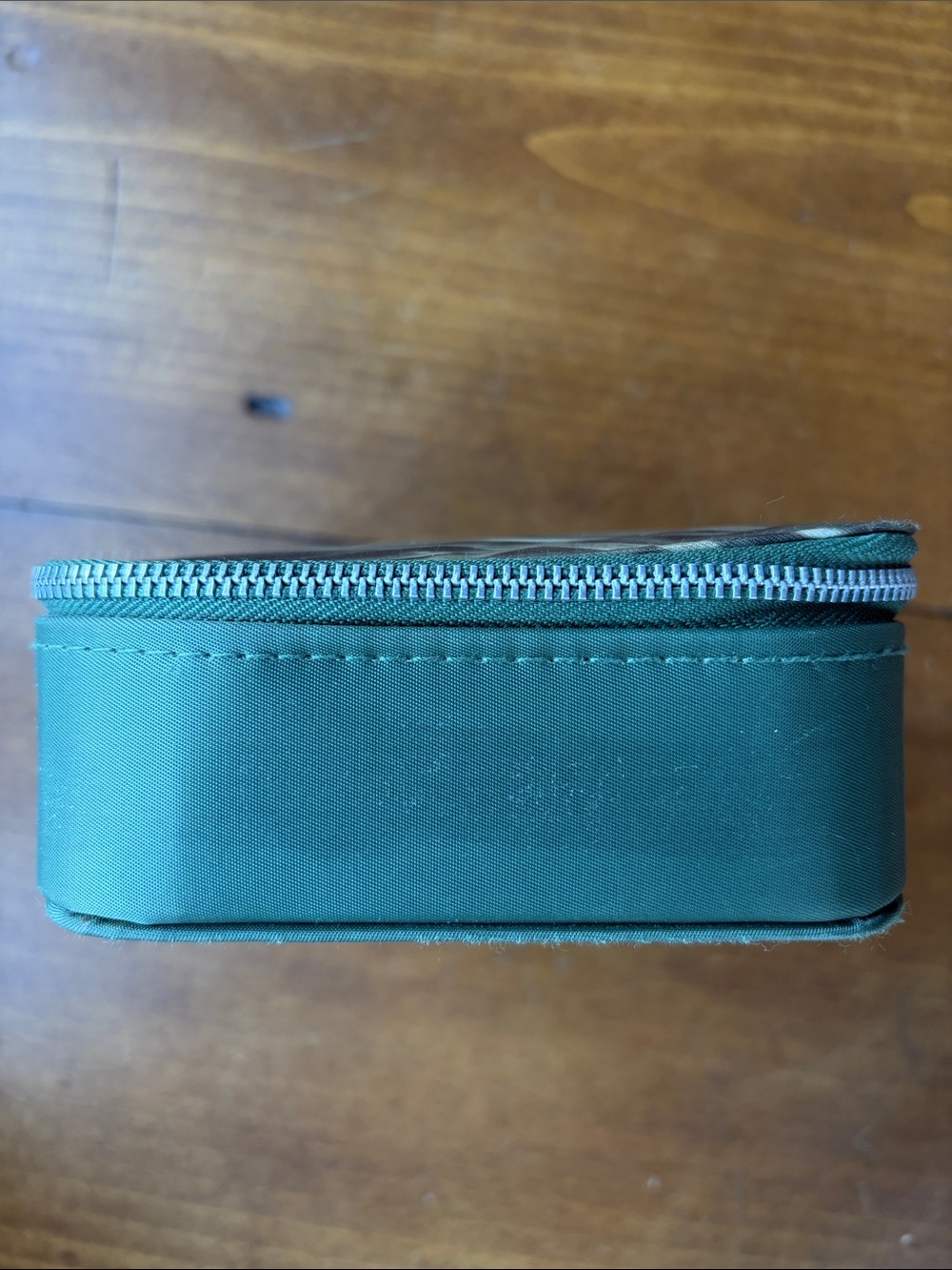 ANYA HINDMARCH Green Grass Makeup Case - Picture 12 of 13